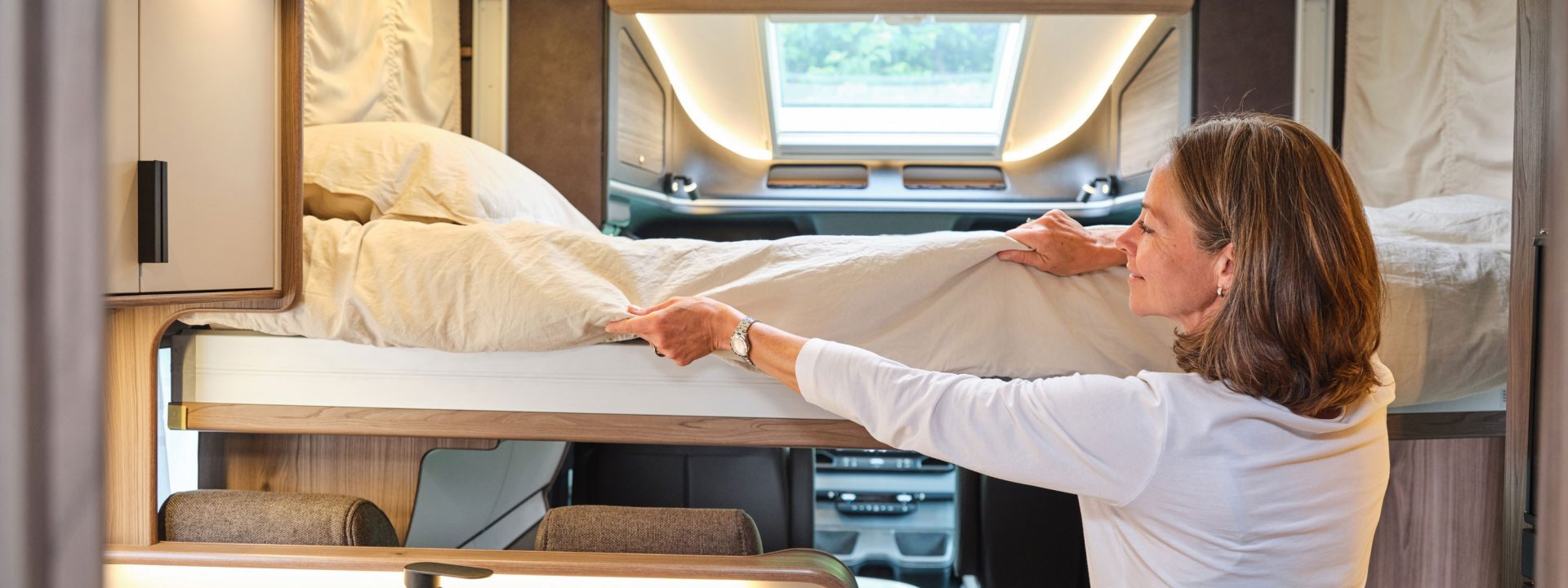 Kabe Royal 780 LQB roofbed